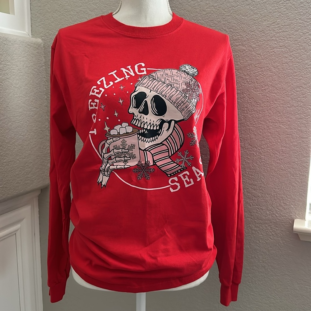 Freezing Seaaon Skull Sweater